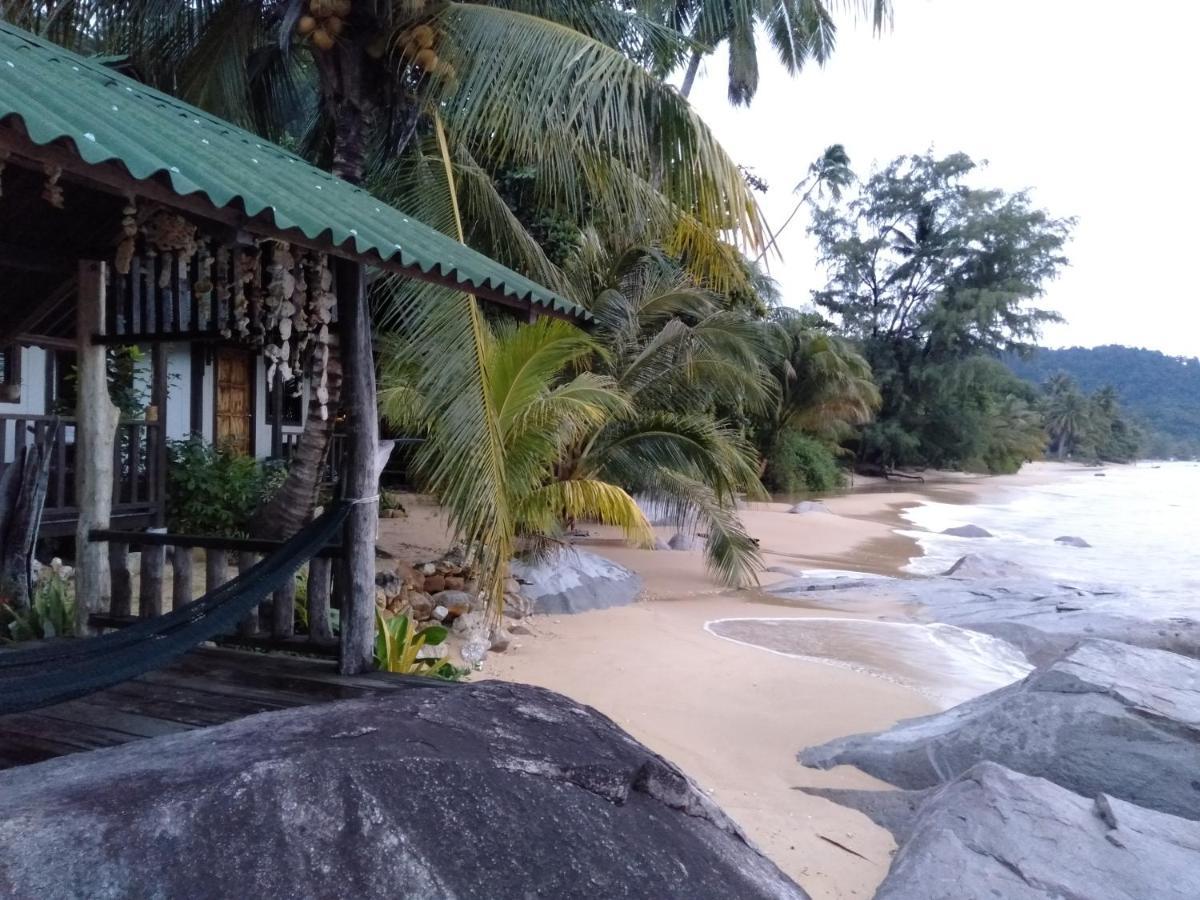 Beach House Kampung Genting Eksteriør bilde
