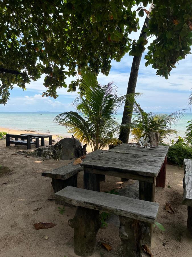 Beach House Kampung Genting Eksteriør bilde
