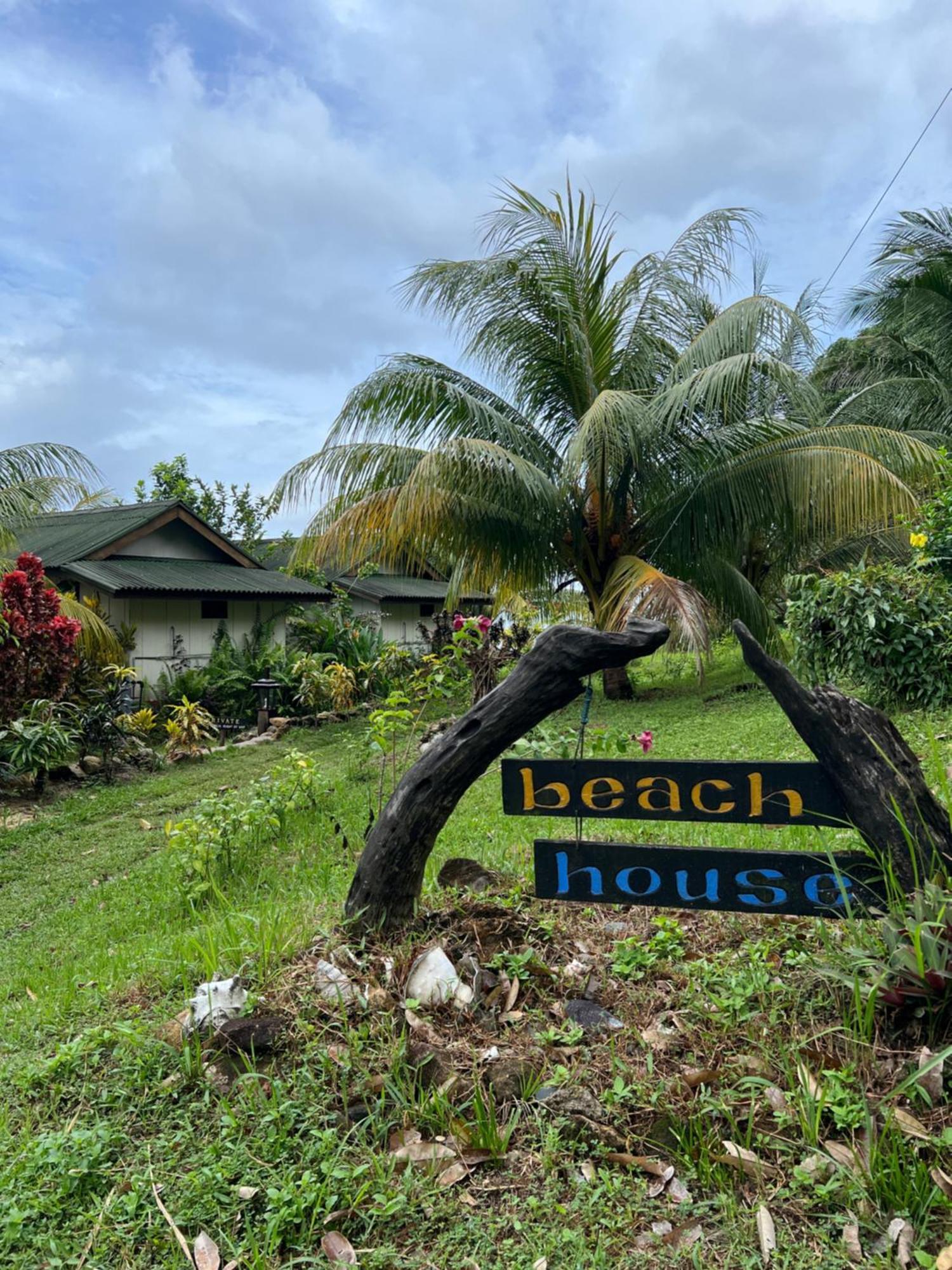Beach House Kampung Genting Eksteriør bilde