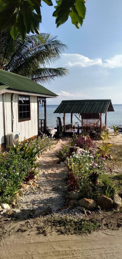 Beach House Kampung Genting Eksteriør bilde